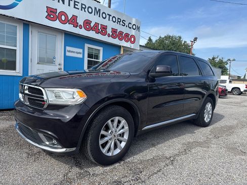 Used 2019 Dodge Durango SXT w/ 3rd Row Seating Group RWD image 2