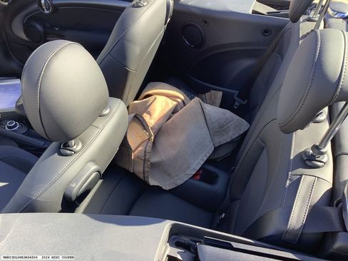 Used 2024 MINI Cooper Convertible image 13