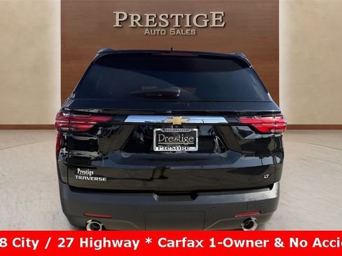Used 2022 Chevrolet Traverse LT image 24