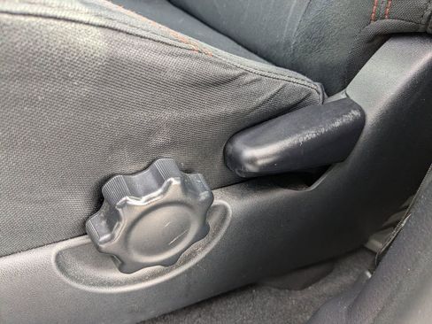 Used 2017 Toyota Tacoma TRD Sport image 20