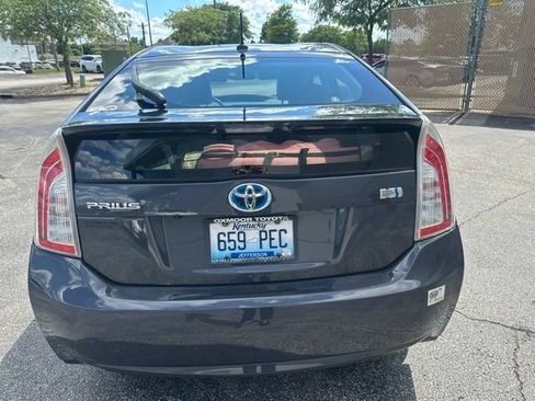 Used 2013 Toyota Prius Five FWD image 4