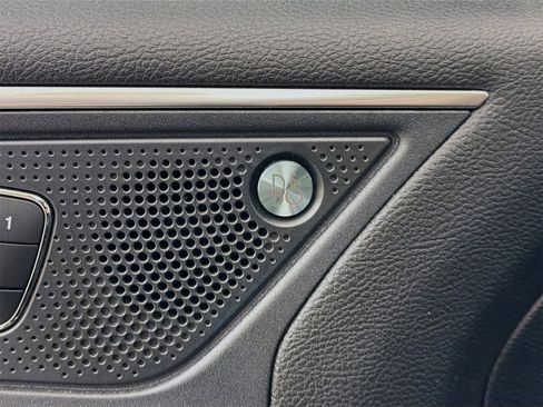 Used 2022 Ford Edge Titanium image 21