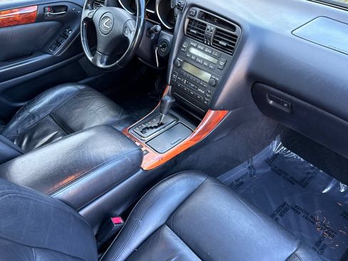Used 2003 Lexus GS 300 w/ Leather Trim Pkg RWD image 15