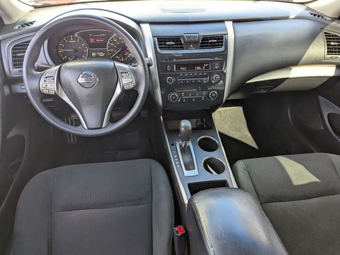 Used 2015 Nissan Altima 2.5 S w/ Power Driver Seat Package FWD image 29