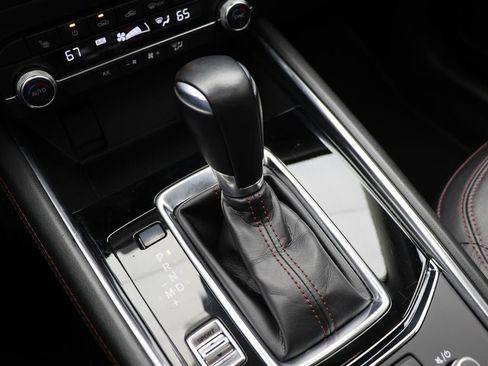 Used 2024 MAZDA CX-5 Carbon Edition image 25