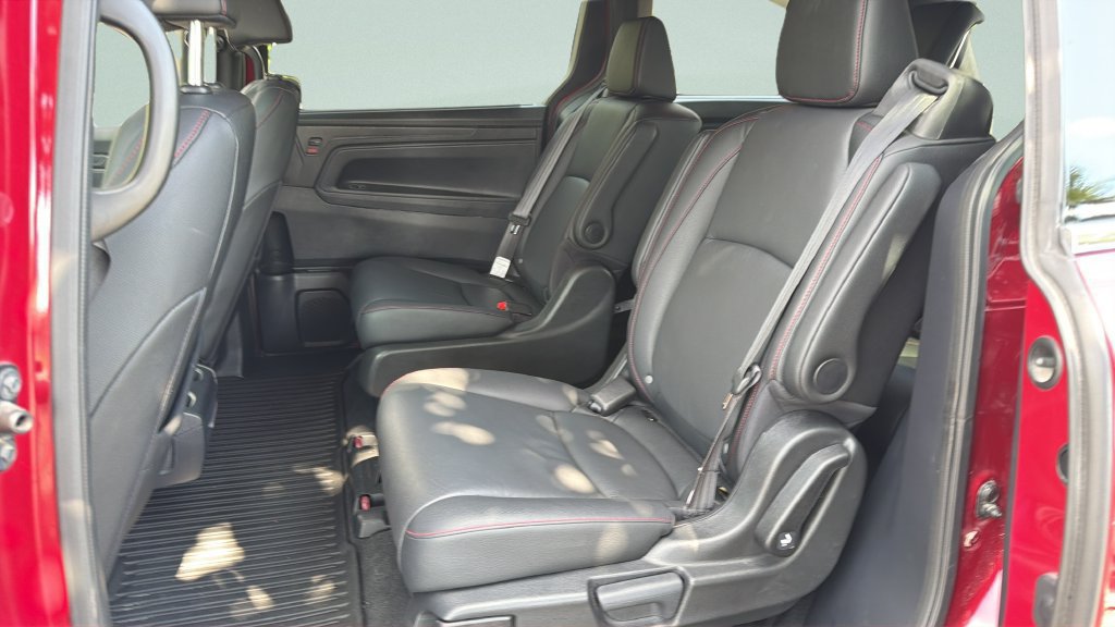 Used 2026 Honda Odyssey Sport-L image 32