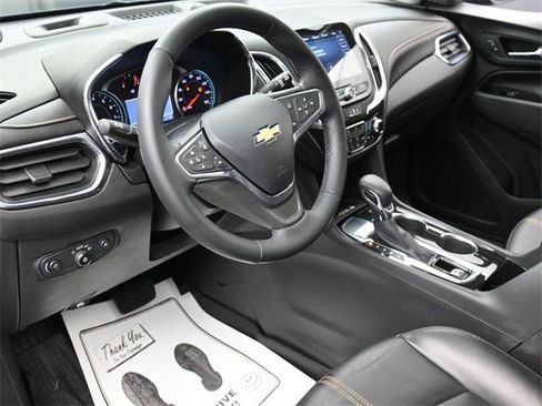 Used 2023 Chevrolet Equinox Premier image 14
