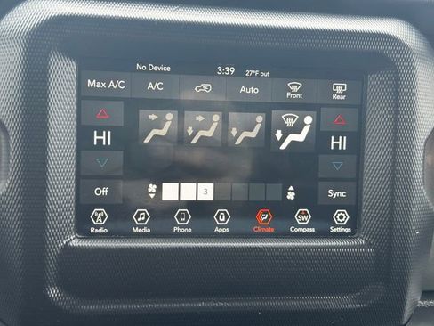 Certified 2019 Jeep Wrangler Unlimited Sahara image 32