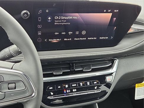 New 2026 Buick Envista Avenir FWD image 16
