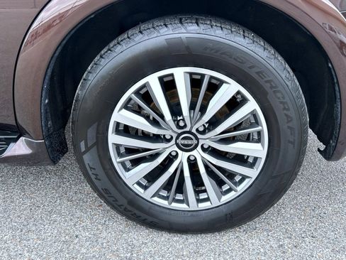 Used 2021 Nissan Armada SL w/ Captain's Chairs Package AWD/4WD image 24