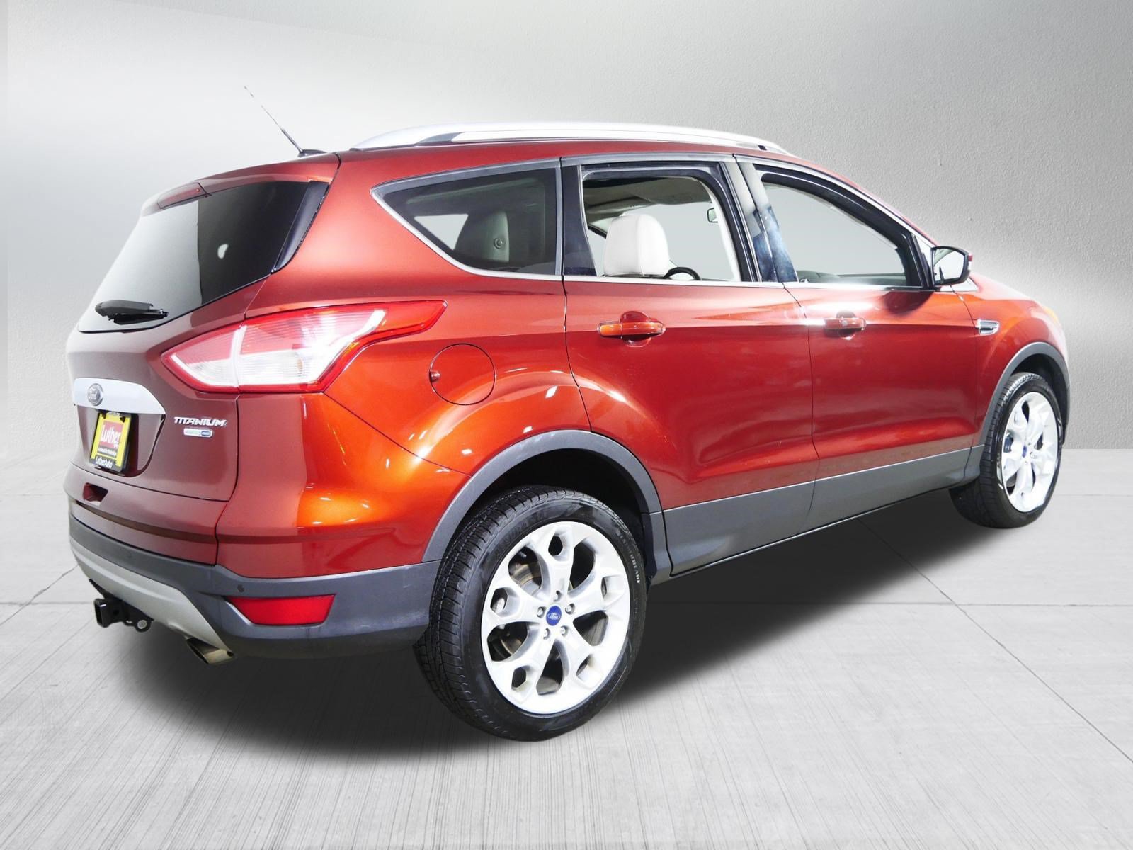 Used 2014 Ford Escape Titanium w/ Equipment Group 401A AWD/4WD image 7
