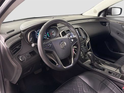 Used 2015 Buick LaCrosse FWD image 9