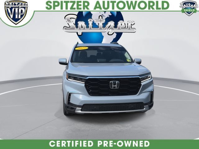 Used 2025 Honda Pilot Elite image 3