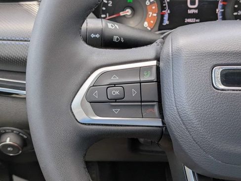 Certified 2025 Jeep Compass Latitude w/ Altitude Special Edition AWD/4WD image 26