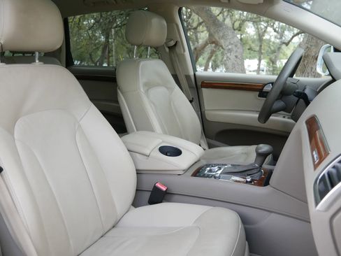 Used 2015 Audi Q7 3.0T Premium Plus w/ Premium Plus Package image 18