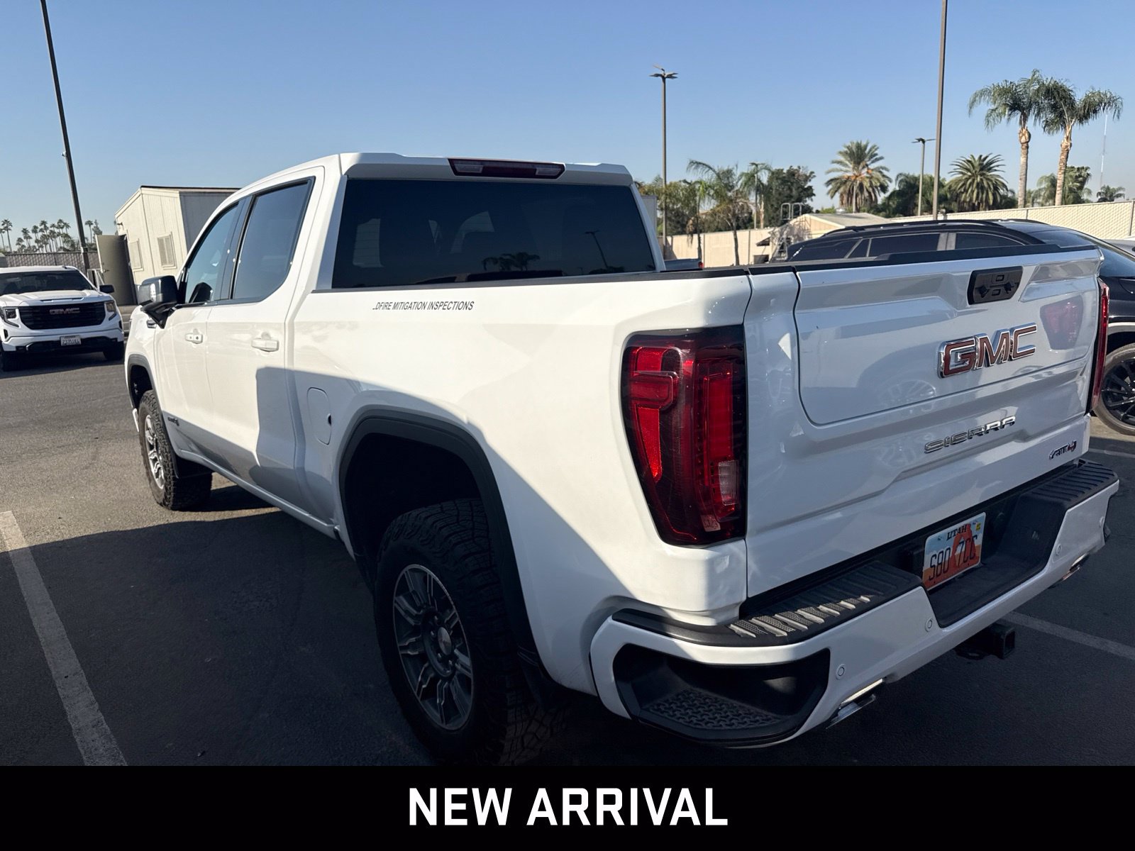 Certified 2025 GMC Sierra 1500 AT4 AWD/4WD image 6