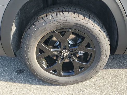 New 2026 Volkswagen Atlas Peak Edition AWD/4WD image 5
