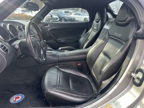 Used 2008 Pontiac Solstice GXP w/ Premium Package image 16