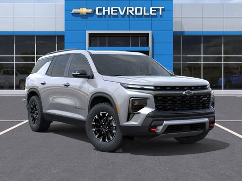 New 2026 Chevrolet Traverse Z71 w/ Driver Confidence Package AWD/4WD image 7