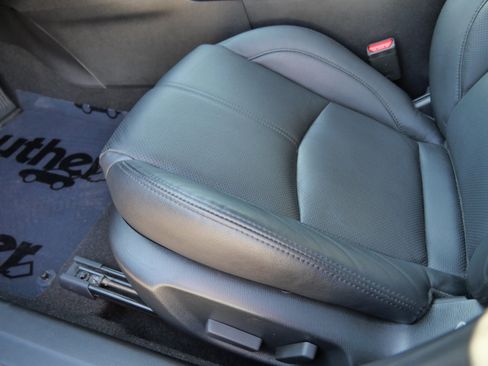 Used 2018 MAZDA MAZDA3 Grand Touring w/ Premium Equipment Package image 20