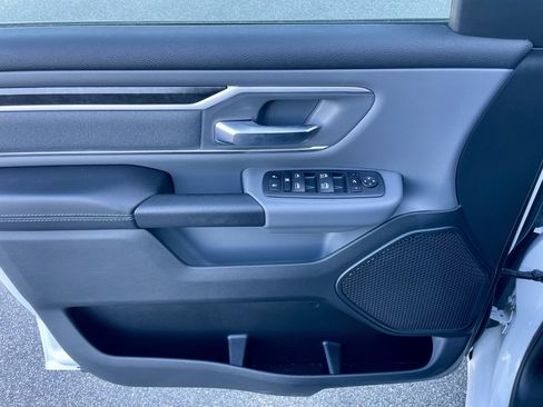 Used 2023 RAM 1500 Big Horn AWD/4WD image 12