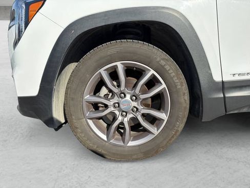 Used 2023 GMC Terrain SLT AWD/4WD image 23