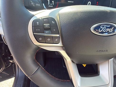 New 2026 Ford Explorer Active AWD/4WD image 23