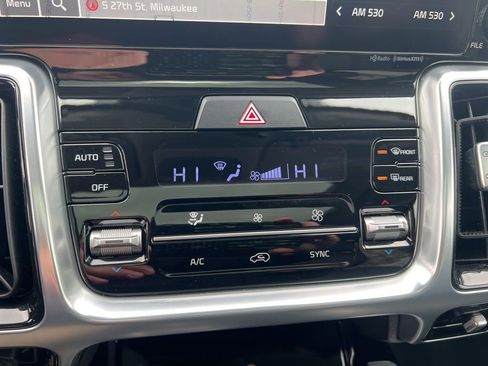 Certified 2022 Kia Sorento SX image 56