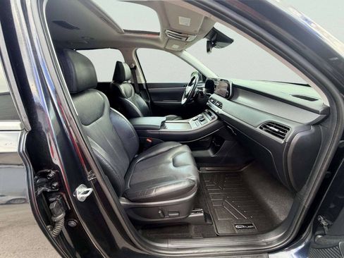 Used 2022 Hyundai Palisade SEL w/ 8P Bench Seat Package AWD/4WD image 34