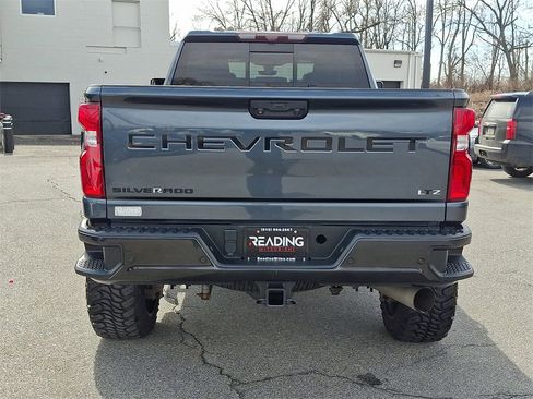 Used 2020 Chevrolet Silverado 2500 LTZ w/ LTZ Premium Package image 6