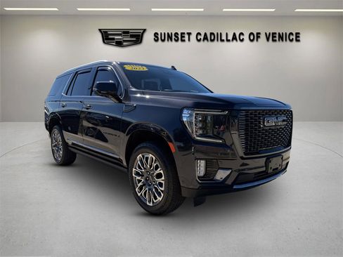 Used 2023 GMC Yukon Denali Ultimate image 1