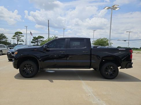 Used 2025 Chevrolet Silverado 1500 Custom Trail Boss w/ LPO, Dark Essentials Package AWD/4WD image 5