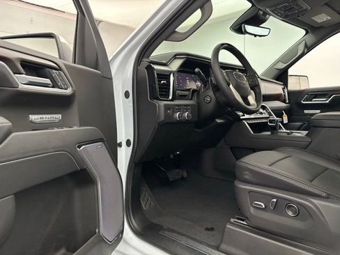 New 2026 GMC Sierra 1500 Denali AWD/4WD image 18