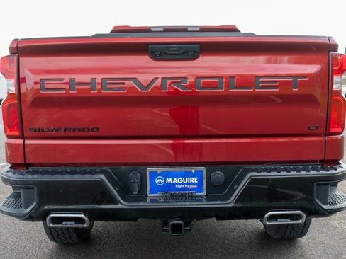 Used 2022 Chevrolet Silverado 1500 LT Trail Boss w/ LPO, Dark Essentials Package AWD/4WD image 7