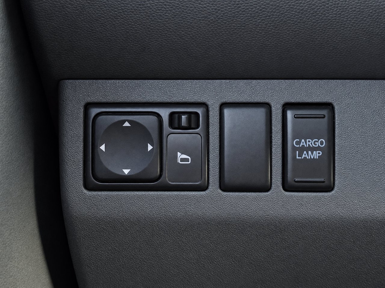 Used 2015 Nissan Frontier SV RWD image 20