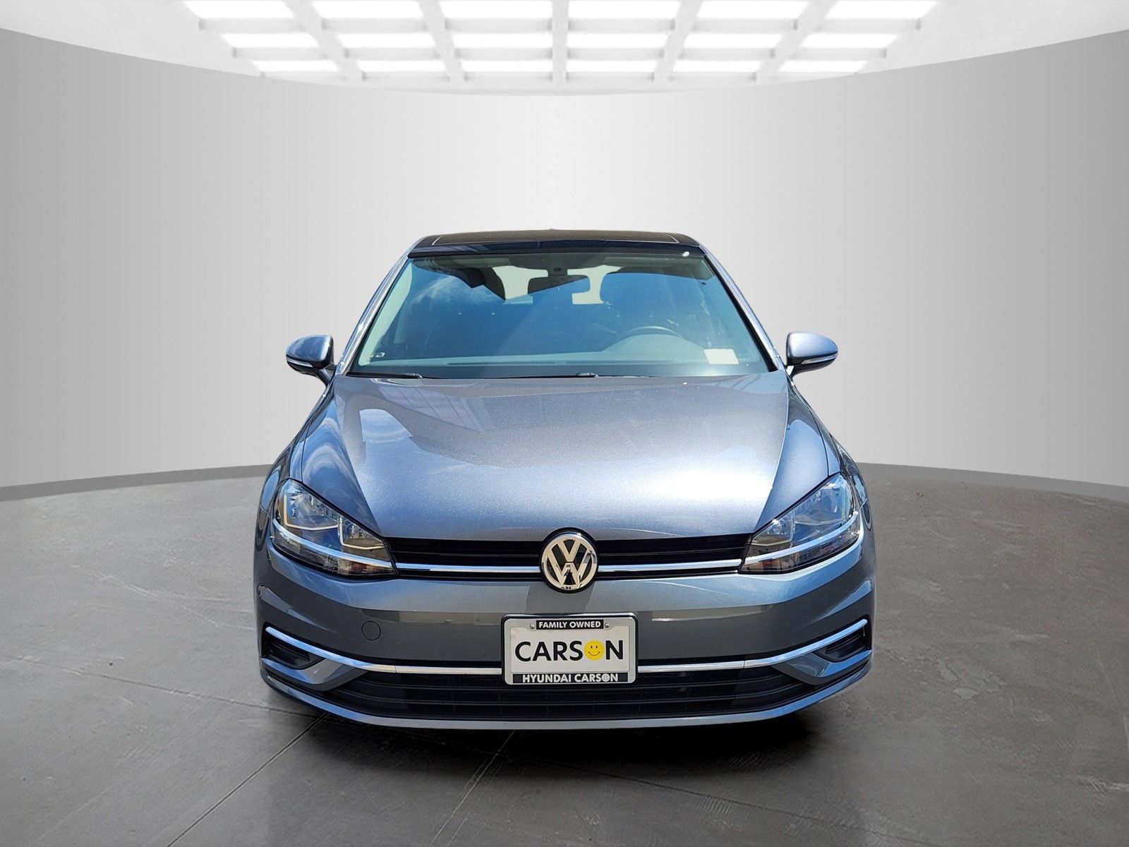 Used 2021 Volkswagen Golf 4-Door FWD image 2