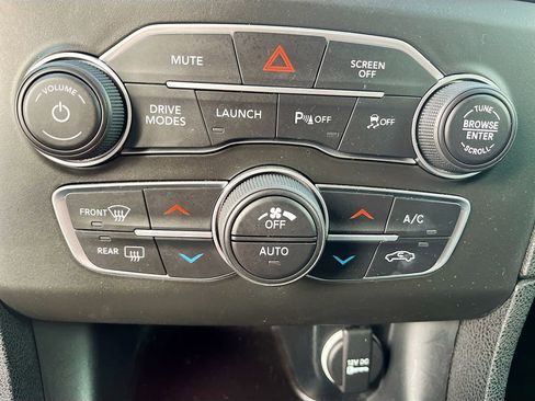 Used 2022 Dodge Charger Scat Pack RWD image 15