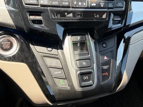 Used 2023 Honda Odyssey Touring image 21