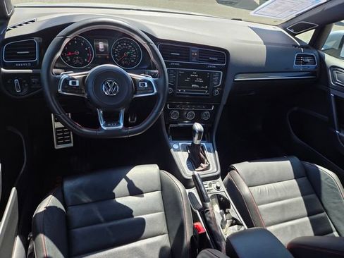 Used 2017 Volkswagen GTI SE FWD image 12
