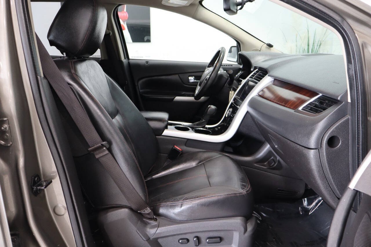 Used 2013 Ford Edge Limited FWD image 9