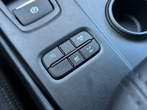 New 2025 Ford Ranger XLT w/ Equipment Group 301A High image 27