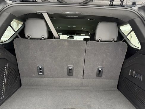 Used 2025 GMC Yukon Denali image 19