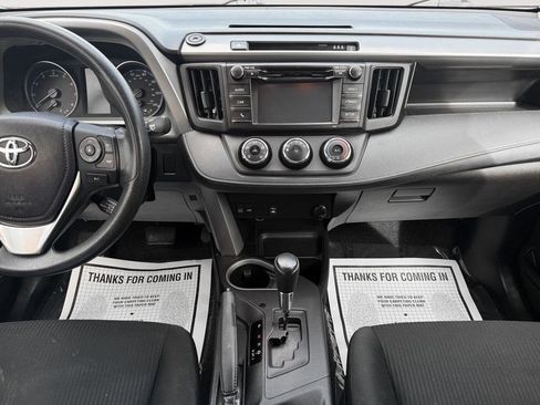 Used 2018 Toyota RAV4 LE w/ All Weather Liner Package AWD/4WD image 17