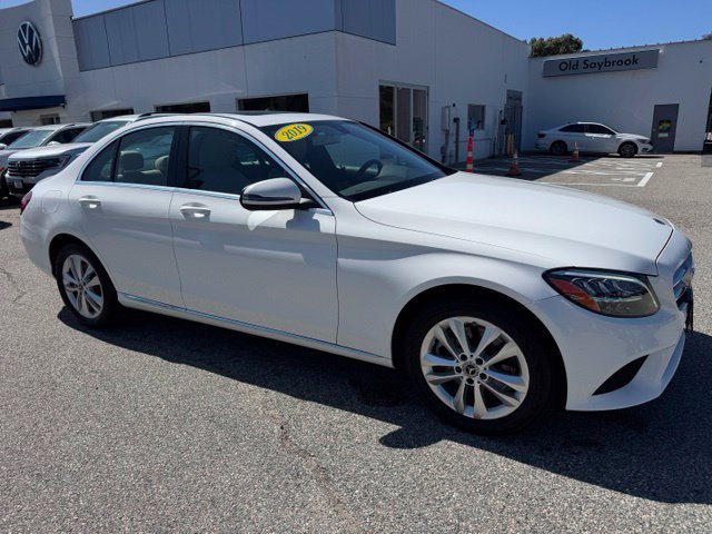 Used 2019 Mercedes-Benz C 300 4MATIC Sedan image 3