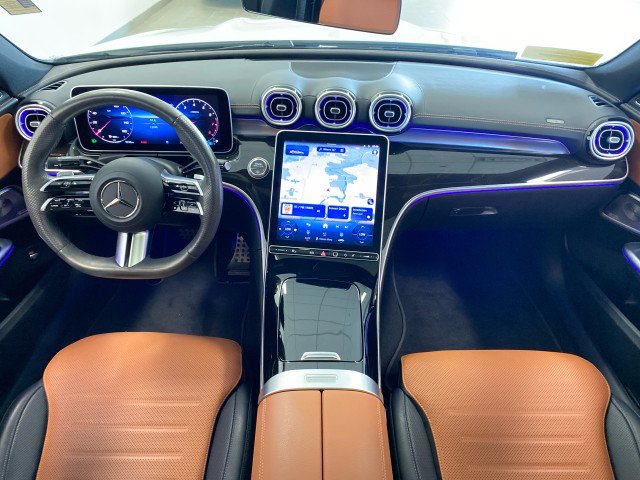 Used 2025 Mercedes-Benz C 300 4MATIC Sedan image 11