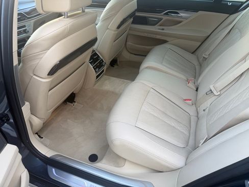 Used 2016 BMW 750i xDrive AWD/4WD image 16