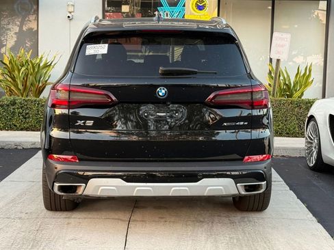 Used 2023 BMW X5 xDrive45e w/ Climate Comfort Package AWD/4WD image 8