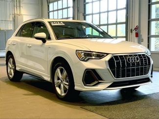 Used 2024 Audi Q3 2.0T Premium Plus w/ Premium Plus Package AWD/4WD video 1
