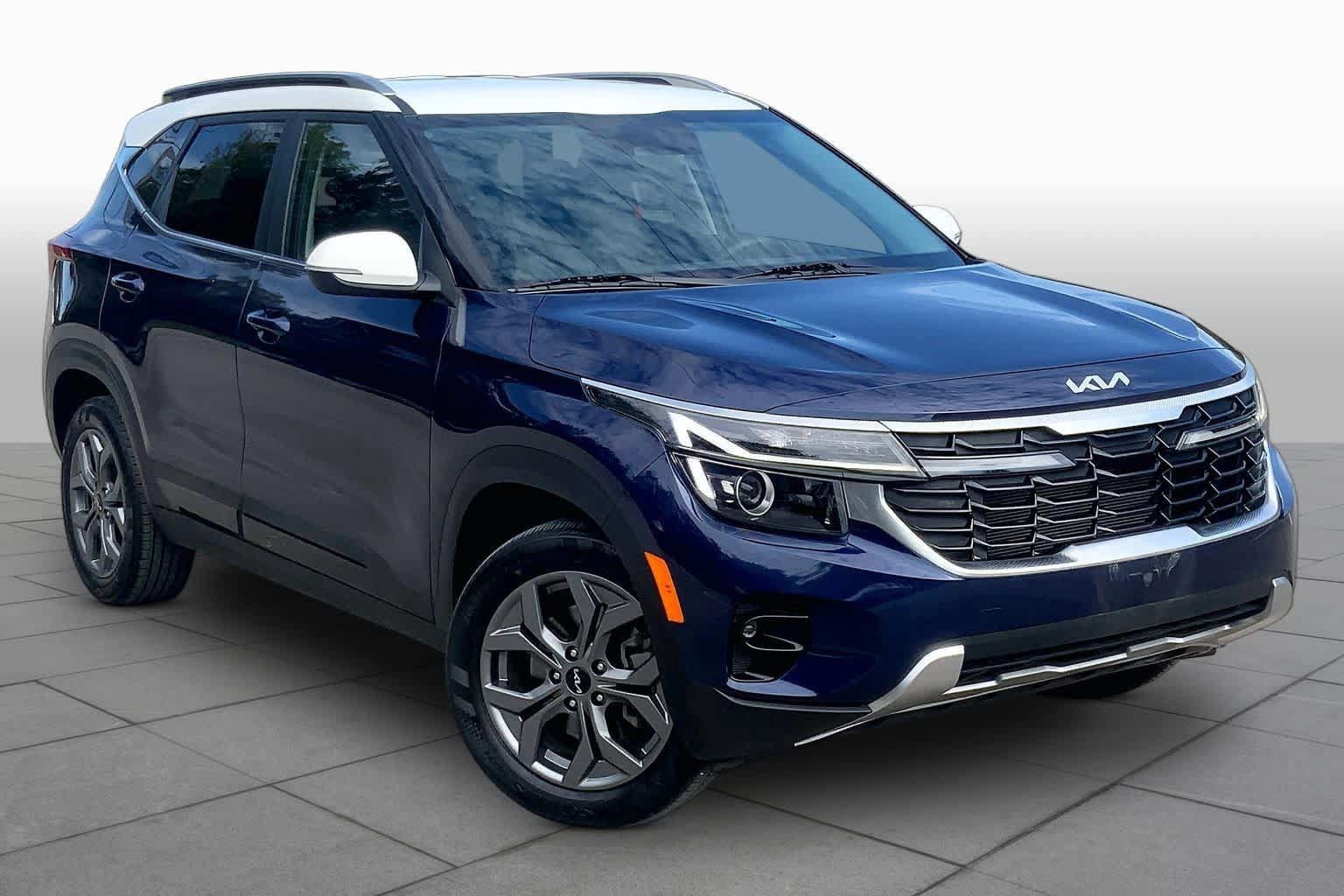 Certified 2024 Kia Seltos S AWD/4WD image 3
