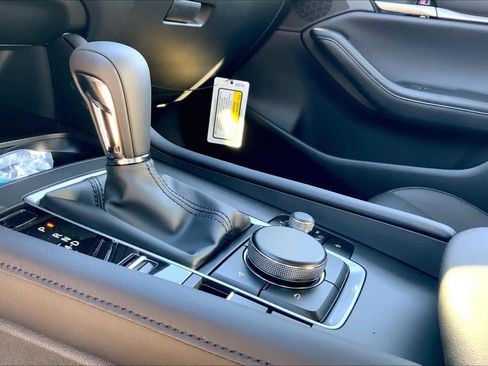 New 2026 MAZDA MAZDA3 2.5 S Sedan w/ Preferred Pkg FWD image 7